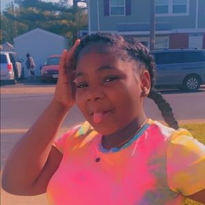 Meet your Posher, Amier